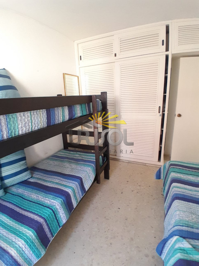 Apartamento ID.31 - Se Vende Apto 2 dorm en Peninsula Edificio Il Campidoglio
