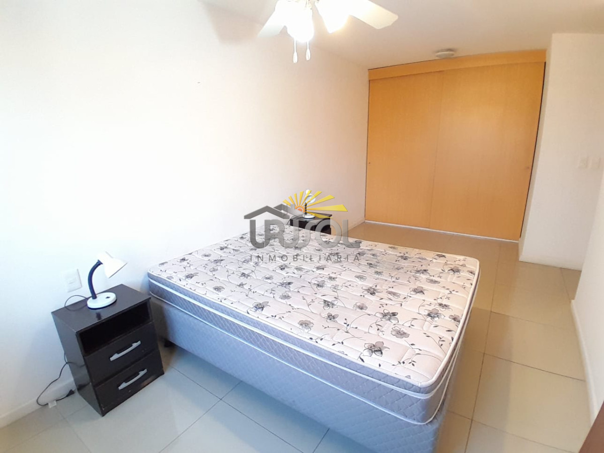 Apartamento ID.52 - Se ALQUILA Apartamento en Torres Barcelona, de tres dormitorios 
