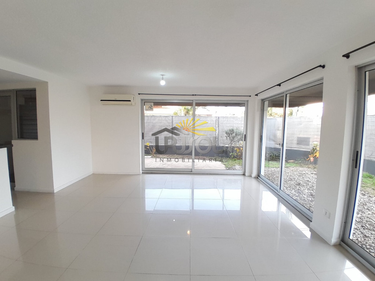 Apartamento ID.101 - Se Vende Apto a pocas cuadras de Atlántico Shopping