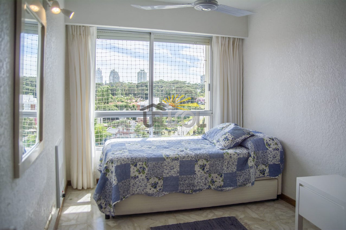 Apartamento ID.71 - Excelente Oportunidad !! Se Vende en Pda 19 Mansa - Punta del Este