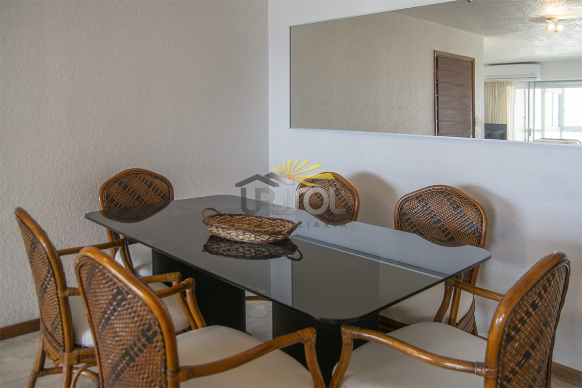 Apartamento ID.71 - Excelente Oportunidad !! Se Vende en Pda 19 Mansa - Punta del Este