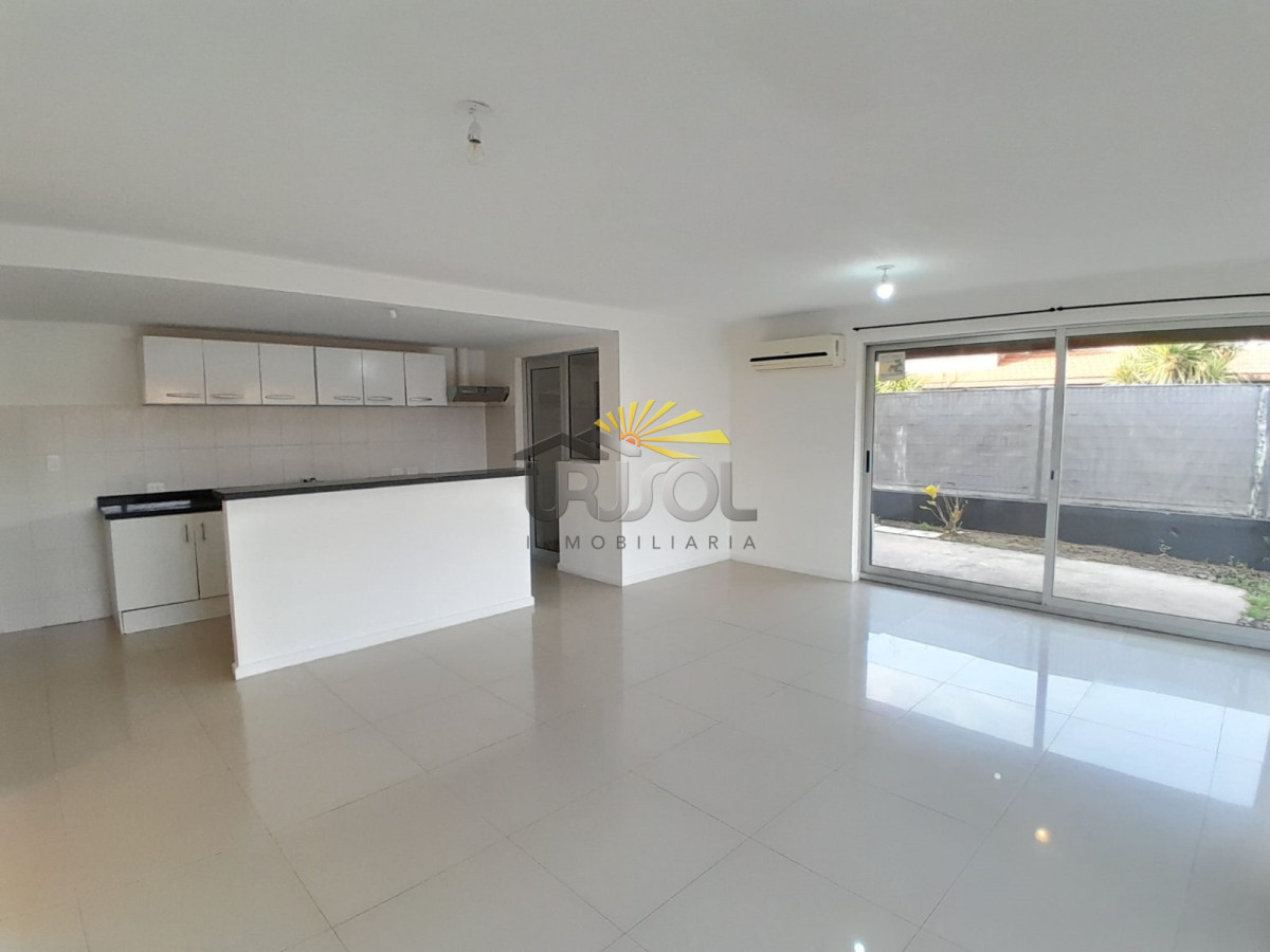 Apartamento ID.101 - Se Vende Apto a pocas cuadras de Atlántico Shopping