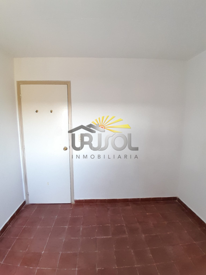 Apartamento ID.108 - Se ALQUILA Apartamento de 2 Dormitorios en Complejo B8