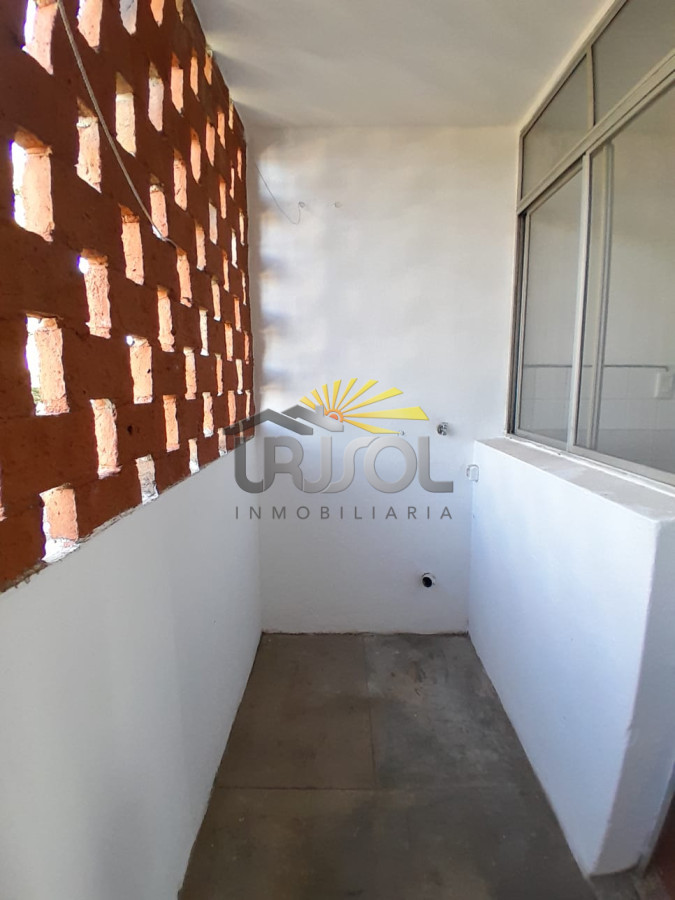 Apartamento ID.108 - Se ALQUILA Apartamento de 2 Dormitorios en Complejo B8