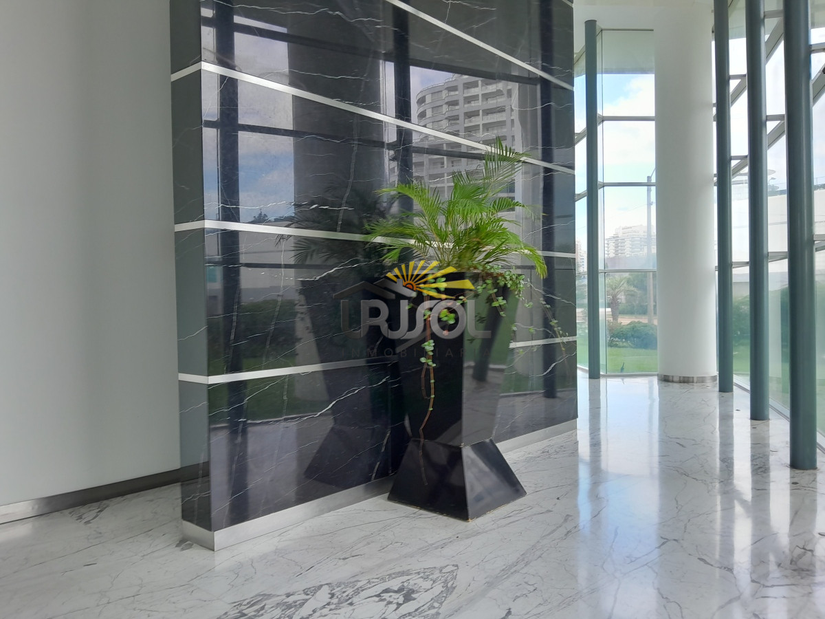 Apartamento ID.77 - Se ALQUILA Apartamento en Season Tower