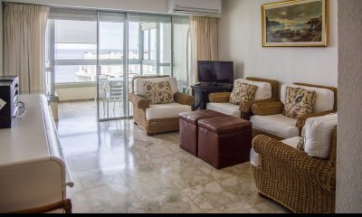 Excelente Oportunidad !! Se Vende en Pda 19 Mansa - Punta del Este