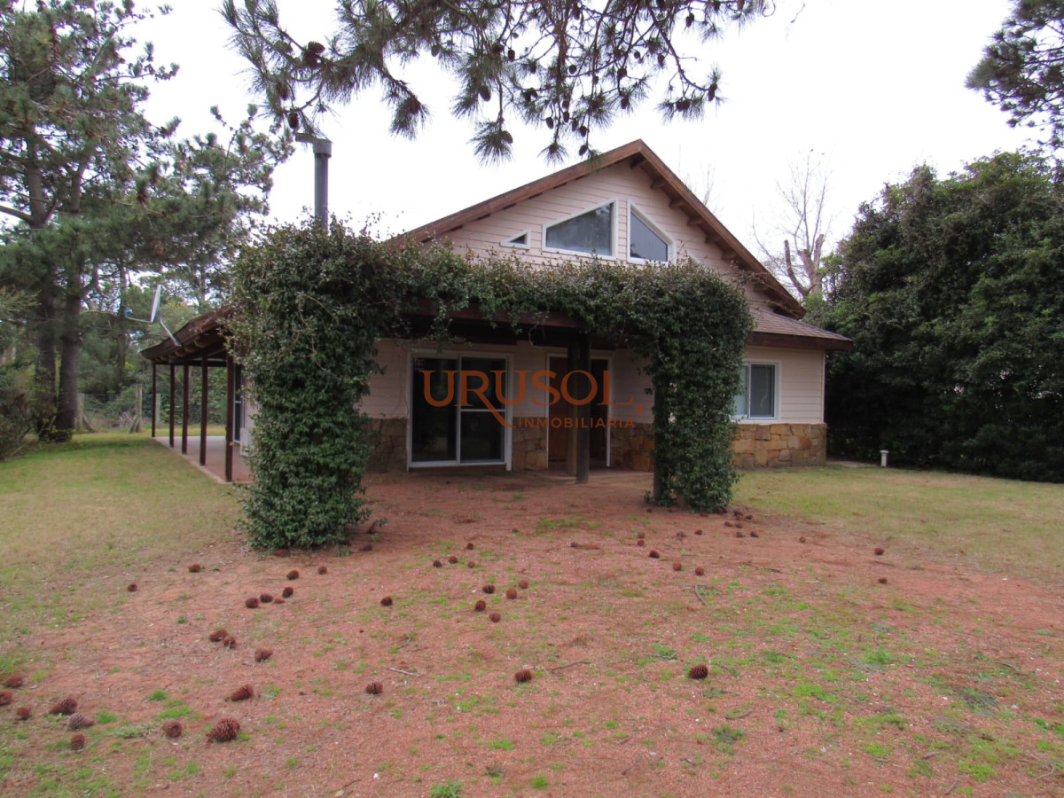 Casa ID.106 - Alquiler Anual en Punta Ballena