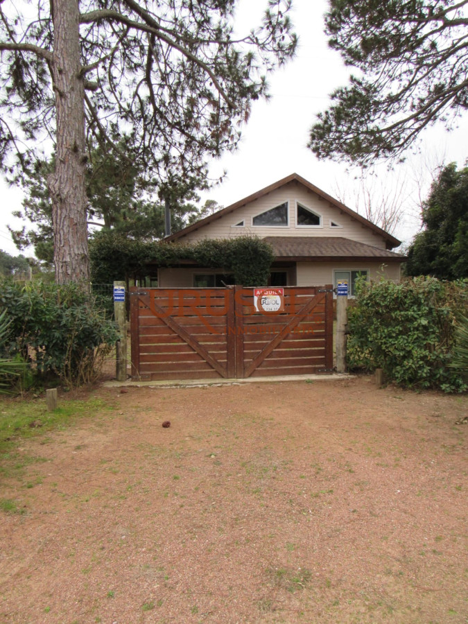 Casa ID.106 - Alquiler Anual en Punta Ballena