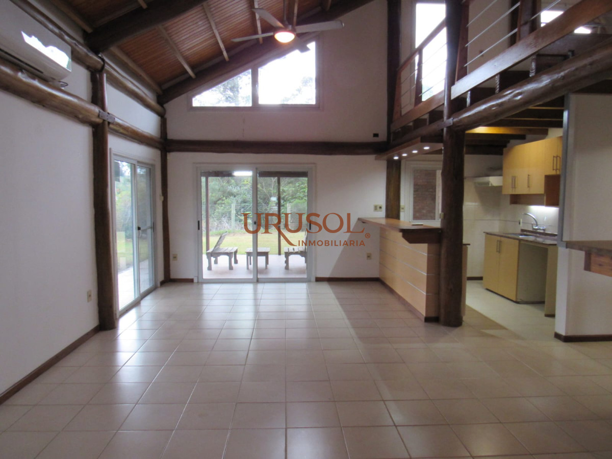 Casa ID.106 - Alquiler Anual en Punta Ballena