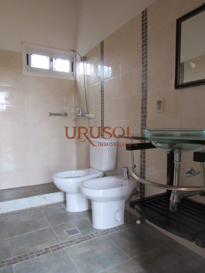 Casa ID.106 - Alquiler Anual en Punta Ballena