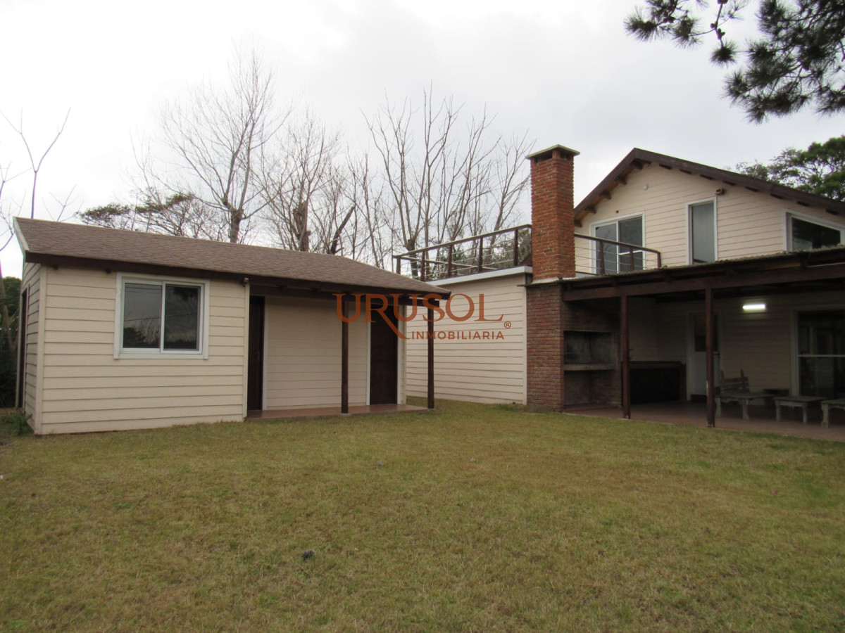 Casa ID.106 - Alquiler Anual en Punta Ballena