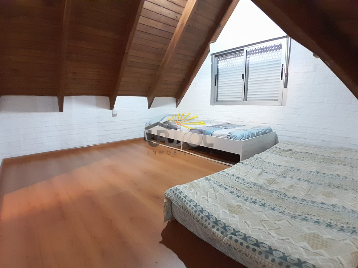 Casa ID.90 - Se ALQUILA Casa de 3 Dormitorios en Tio Tom