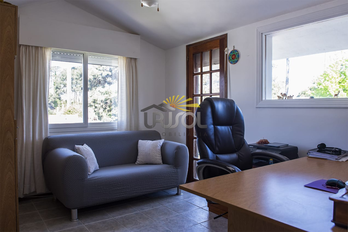 Casa ID.99 - Excelente Propiedad en Venta Mansa Pda 31
