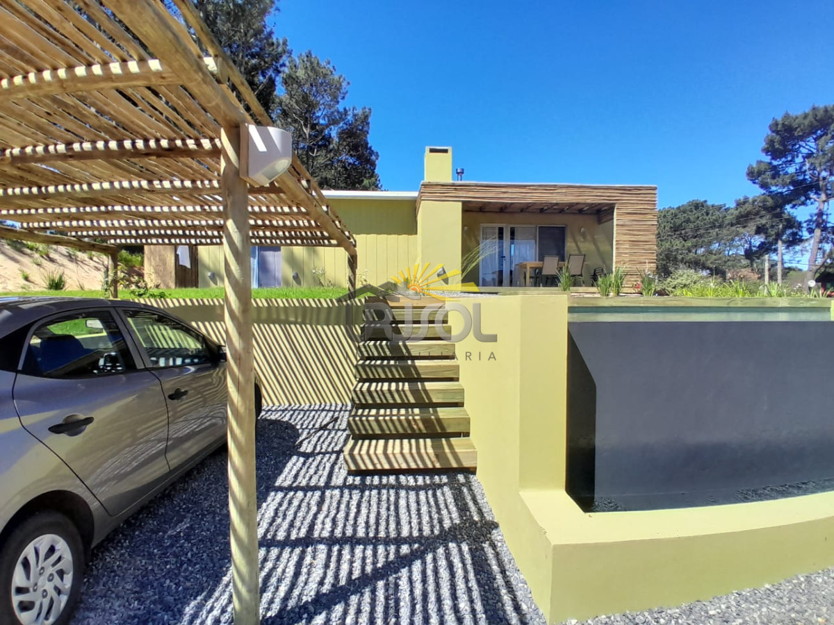 Casa ID.33 - Se ALQUILA por Temporada, cómoda casa en Chihuahua a metros de la playa.