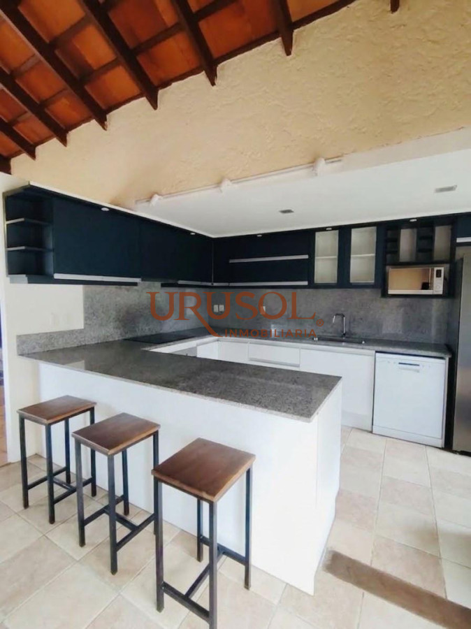 Casa ID.162 - Se vende importante propiedad en Lausana 