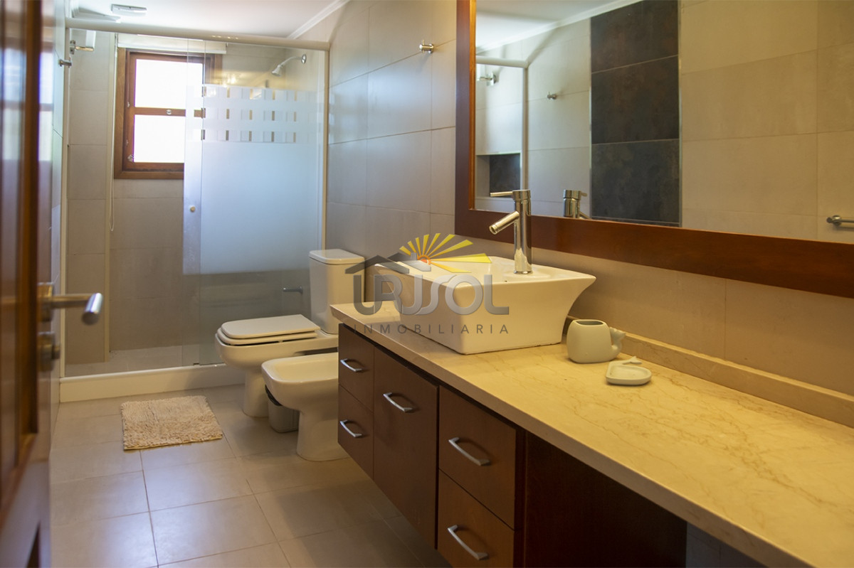 Casa ID.51 - Se ALQUILA Febrero, espectacular casa en barrio privado 