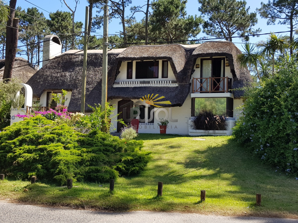 Casa ID.42 - Alquiler de Verano ! Excelente Opcion Pinares - Punta del Este