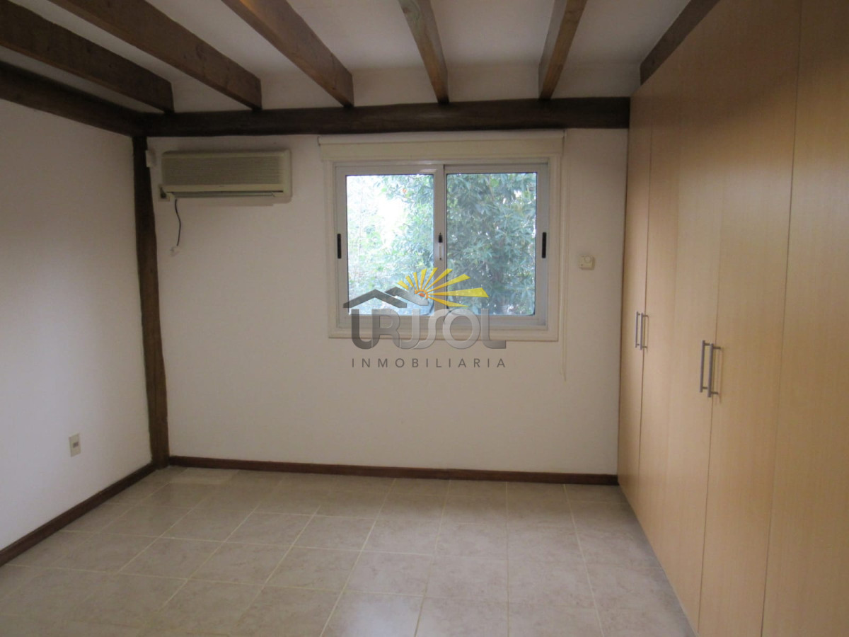 Casa ID.106 - Alquiler Anual en Punta Ballena