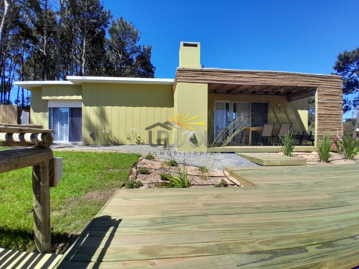 Casa ID.33 - Se ALQUILA por Temporada, cómoda casa en Chihuahua a metros de la playa.