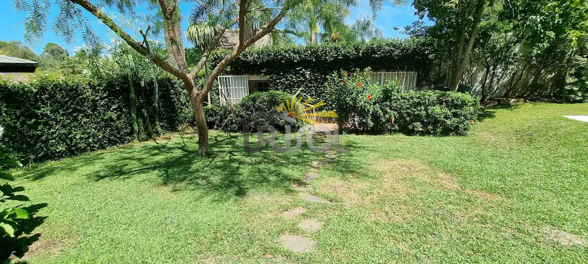 Casa ID.68 - Se ALQUILA Anual, Espectacular Casa de 5 dormitorios