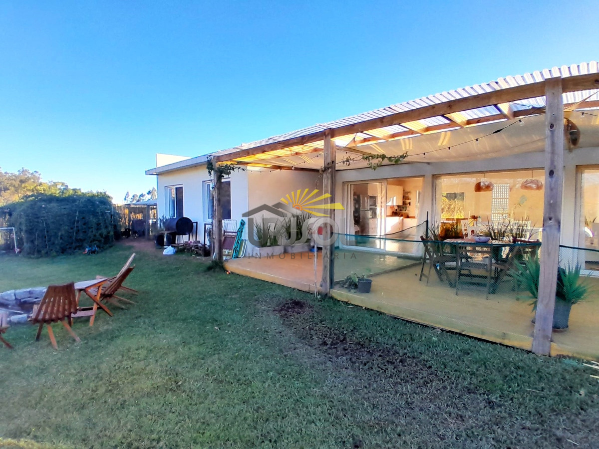 Casa ID.94 - Se ALQUILA Casa de 3 Dormitorios en complejo Verde Mora