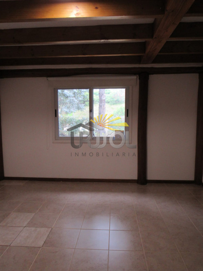 Casa ID.106 - Alquiler Anual en Punta Ballena