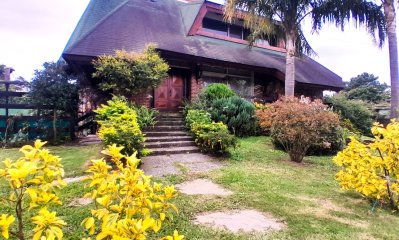 Se VENDE Casa de 6 Dormitorios