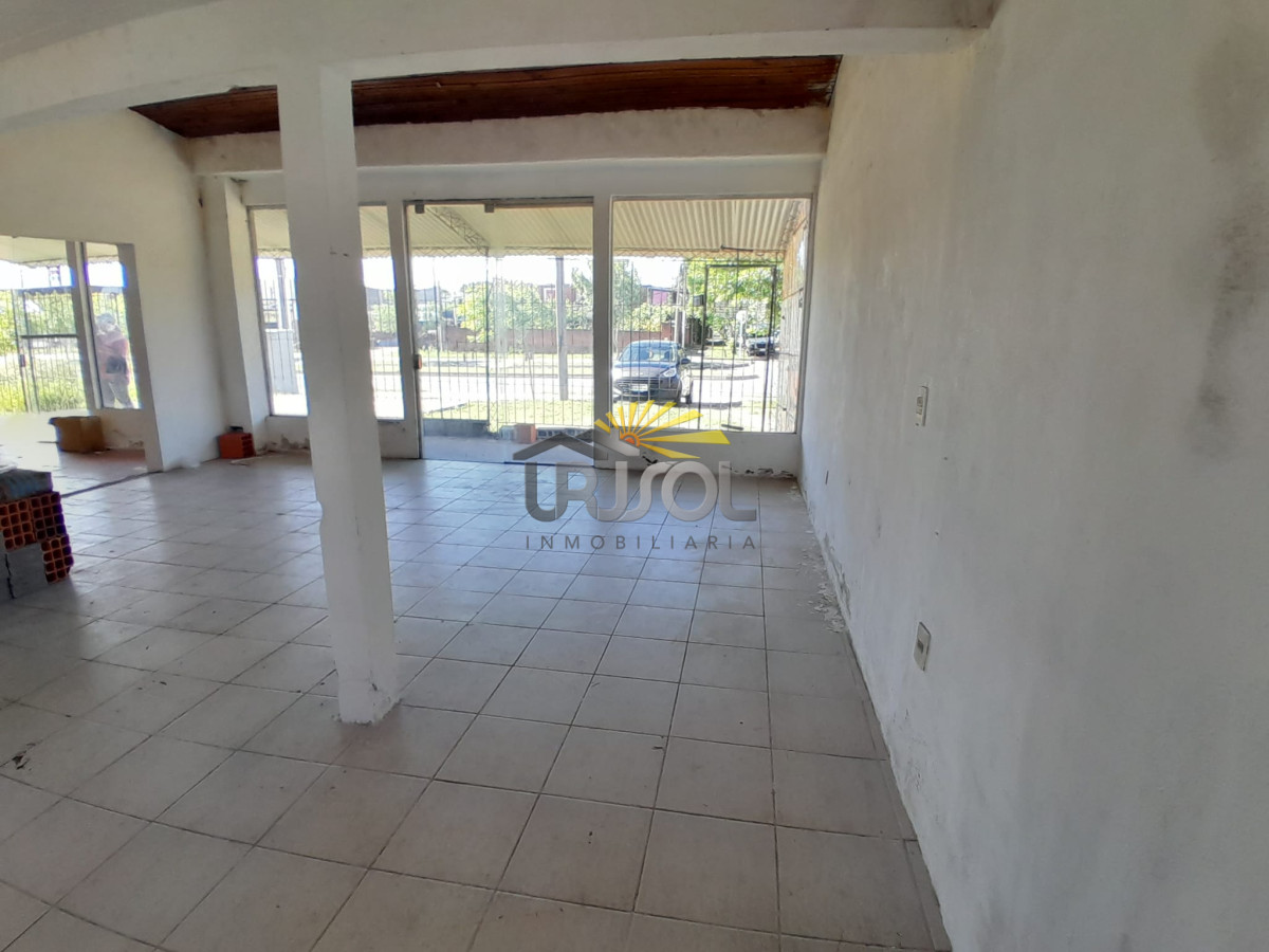Local Comercial ID.64 - Se ALQUILA Local Comercial 