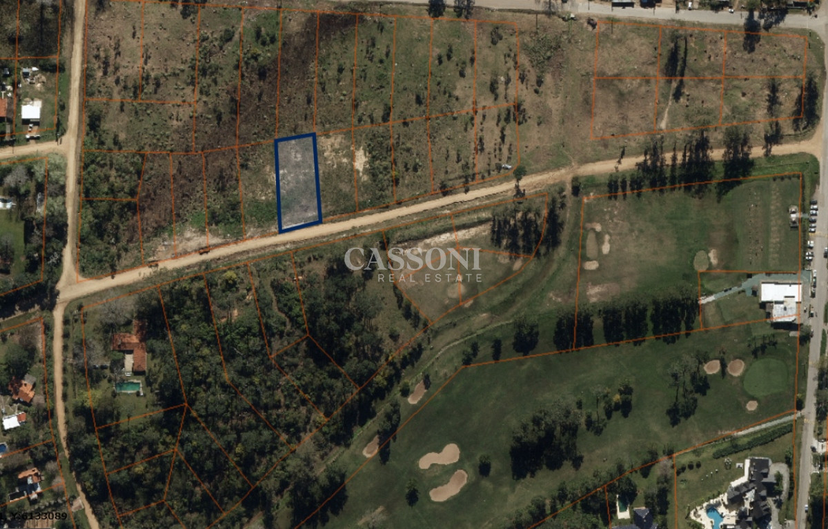Terreno ID.3465 - Venta de Terreno de 1368 m2 frente al Club de Golf de Punta del Este.