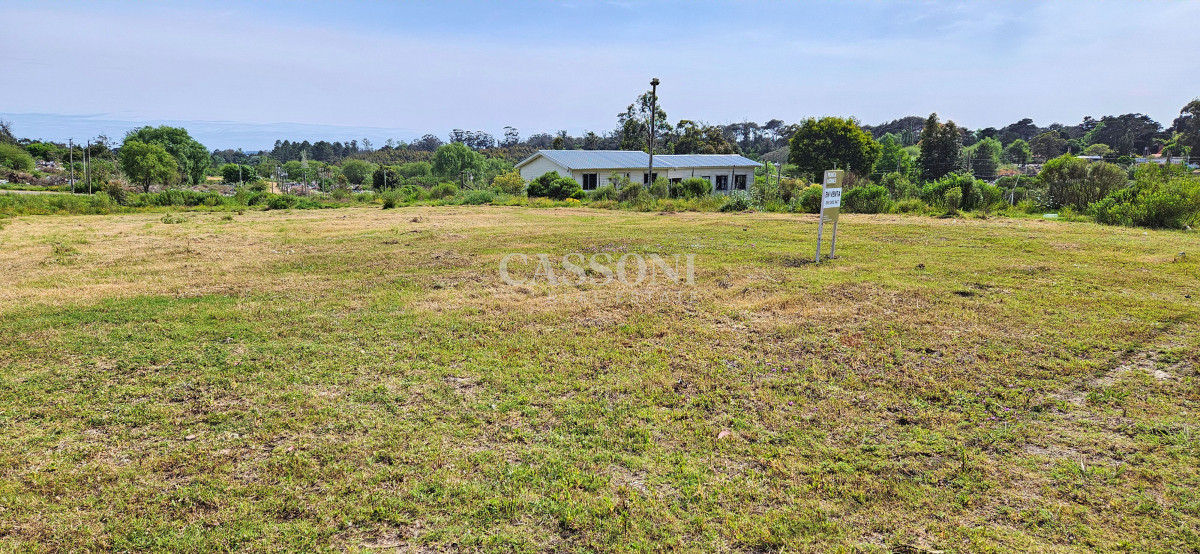 Terreno ID.3465 - Venta de Terreno de 1368 m2 frente al Club de Golf de Punta del Este.