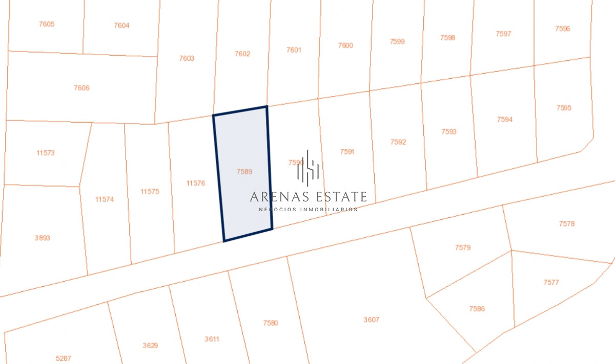 Terreno ID.1914 - Venta de Terreno de 1443 m2 frente al Club de Golf de Punta del Este.