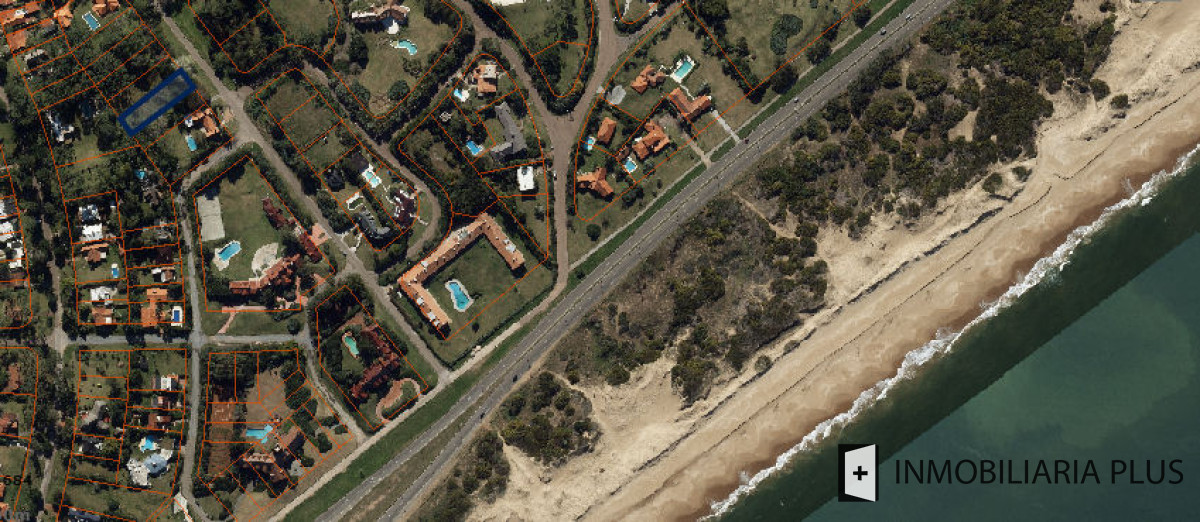 Terreno ID.919 - Venta de Terreno de 967 m2 en San Rafael Punta del Este a 200 mts del Mar.