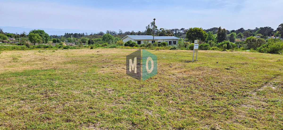 Terreno ID.648 - Venta de Terreno de 1368 m2 frente al Club de Golf de Punta del Este.