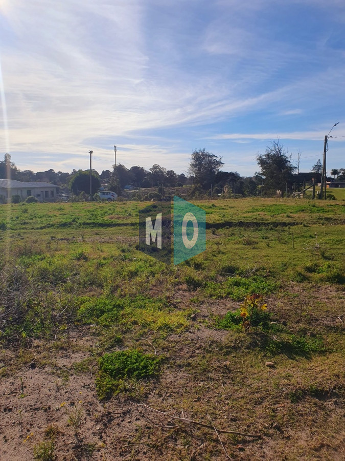 Terreno ID.648 - Venta de Terreno de 1368 m2 frente al Club de Golf de Punta del Este.