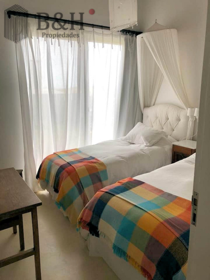 Casa ID.1400 - Alquiler Casa para 10 personas Punta Ballena, Punta del Este.