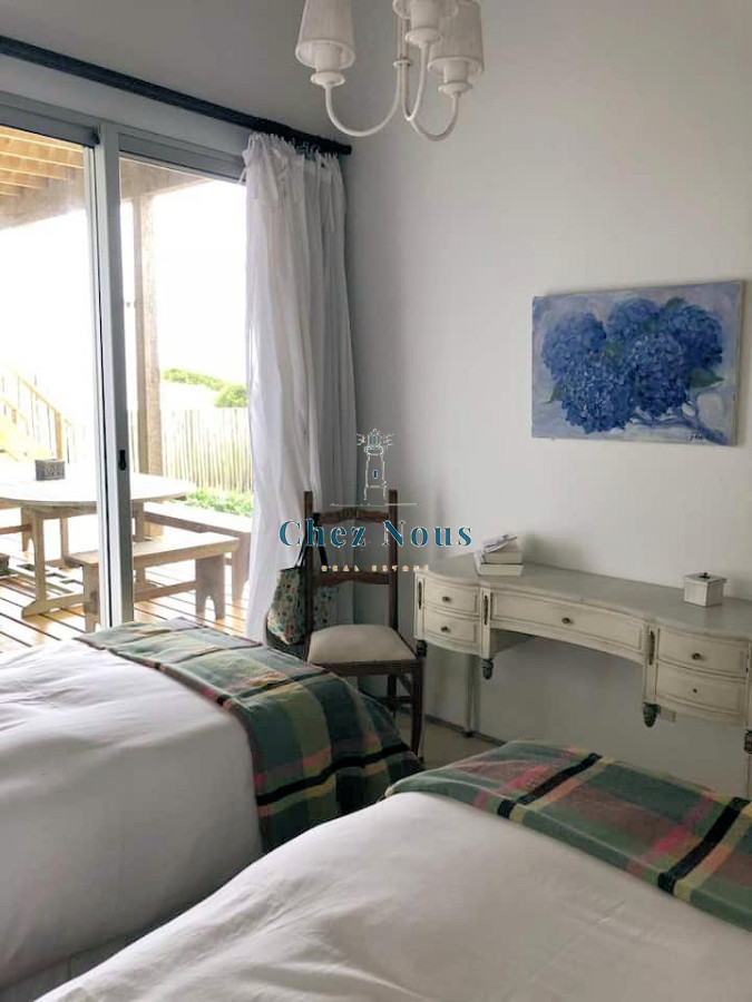 Casa ID.201 - Alquiler Casa para 10 personas Punta Ballena, Punta del Este.