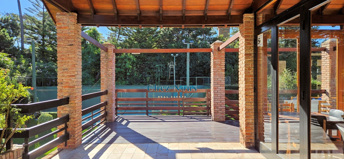 Casa ID.770 - Oportunidad! Venta de casa de 7 dormitorios en Pinares, Punta del Este.