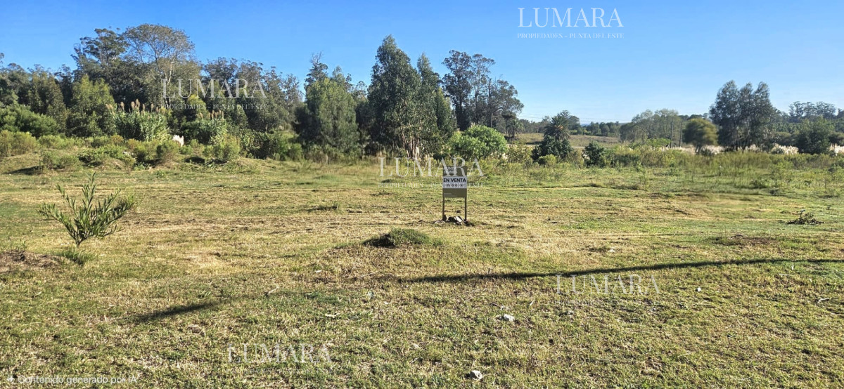 Terreno ID.280 - Venta de Terreno de 1368 m2 frente al Club de Golf de Punta del Este.