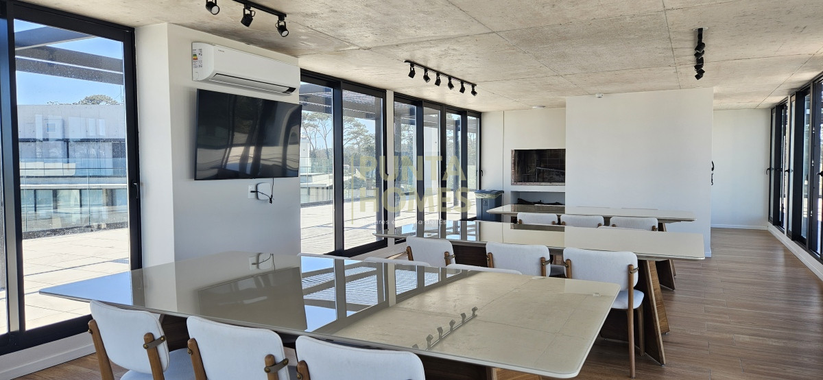 Apartamento ID.3813 - Venta departamento de 1 domritorio frente al mar en Punta del Este