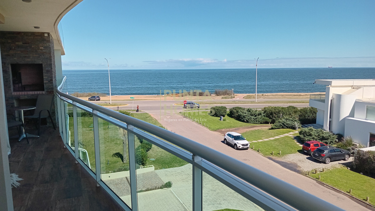 Apartamento ID.3907 - Alquiler temporal en Edificio Cruceros, Punta del Este.