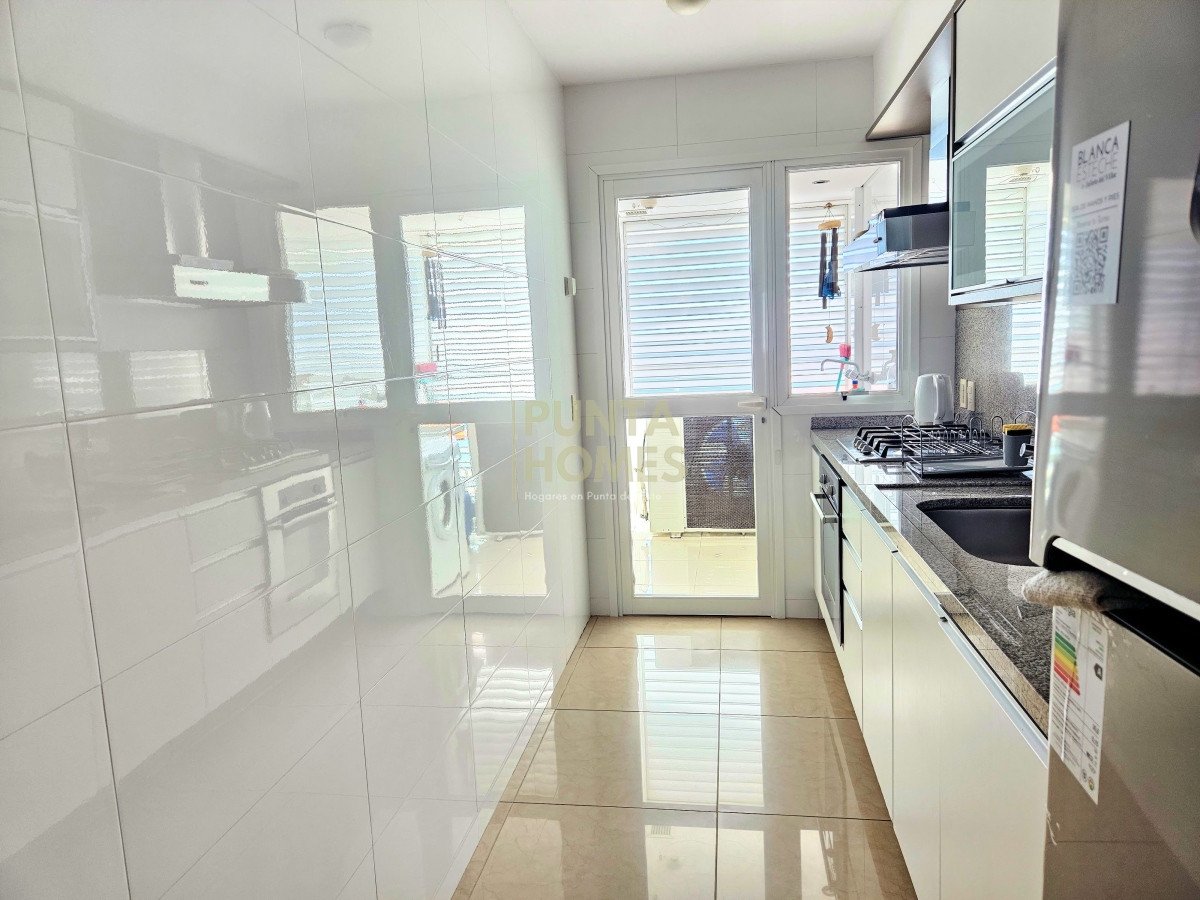 Apartamento ID.99 - Alquiler Temporada Departamento de 3 Dormitorios en Suite en Punta del Este.
