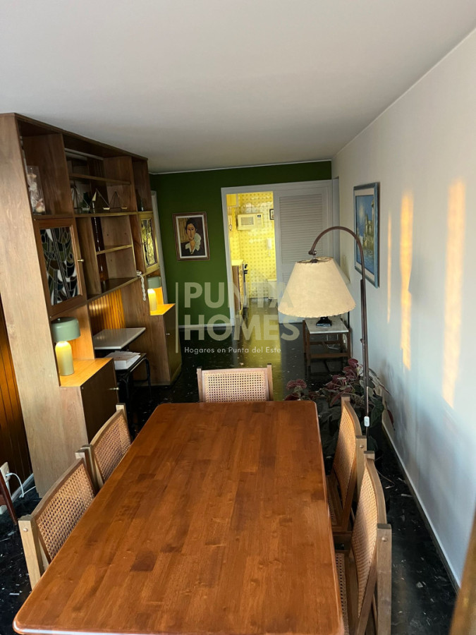 Apartamento ID.3861 - Venta departamento de 2 dormitorios en Edificio Apolo, Península, Punta del Este.