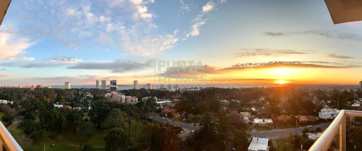 Apartamento ID.3836 - Venta apartamento en Punta del Este con amplia vista
