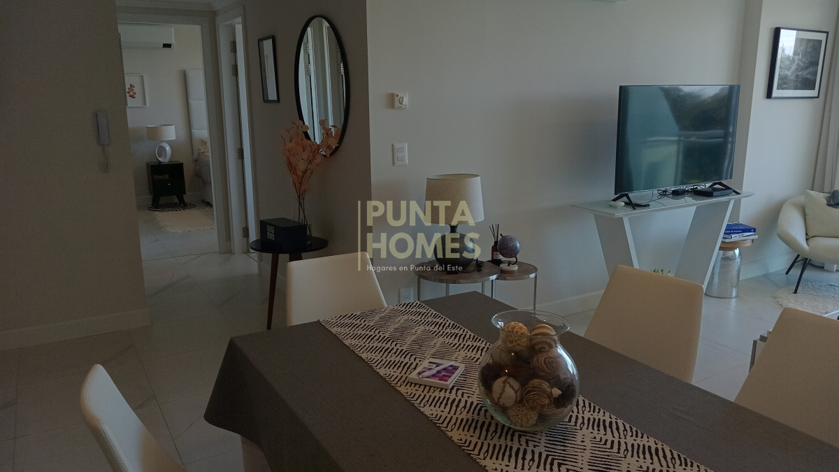 Apartamento ID.3907 - Alquiler temporal en Edificio Cruceros, Punta del Este.