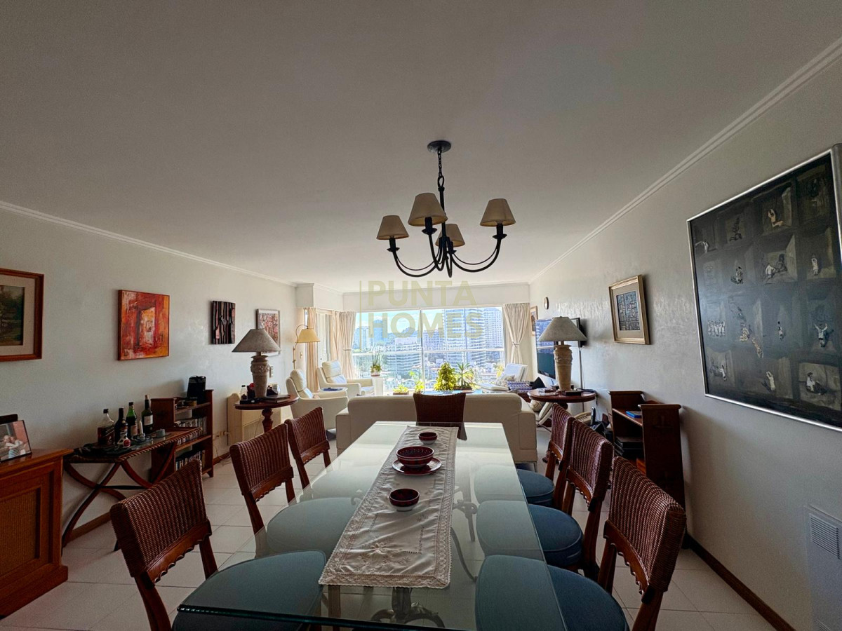 Apartamento ID.3877 - Apartamento frente a la brava con 4 dormitorios