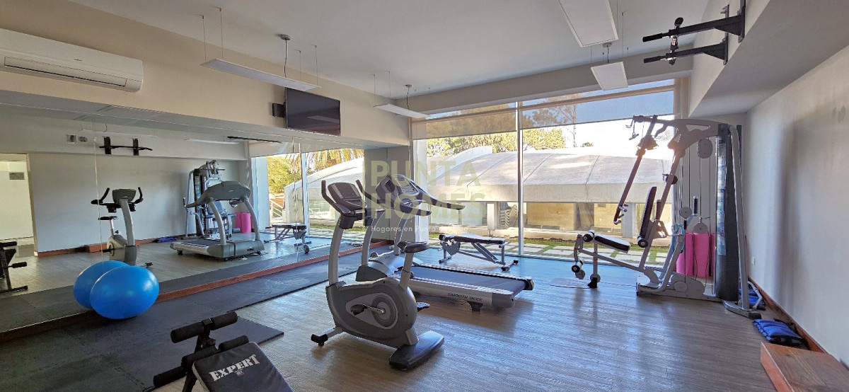 Apartamento ID.3836 - Venta apartamento en Punta del Este con amplia vista