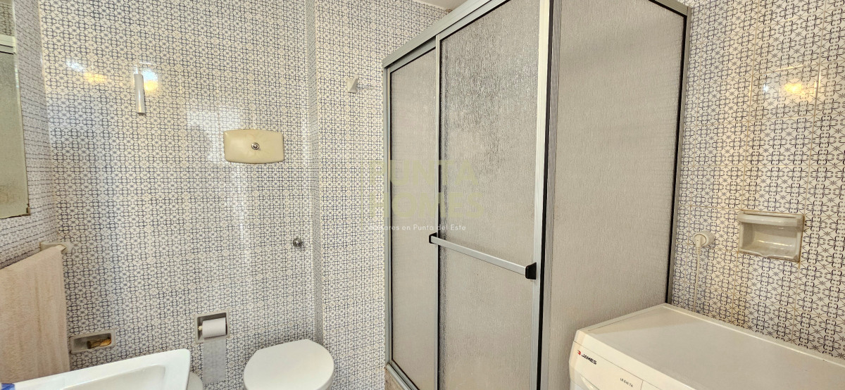 Apartamento ID.3861 - Venta departamento de 2 dormitorios en Península, Punta del Este.
