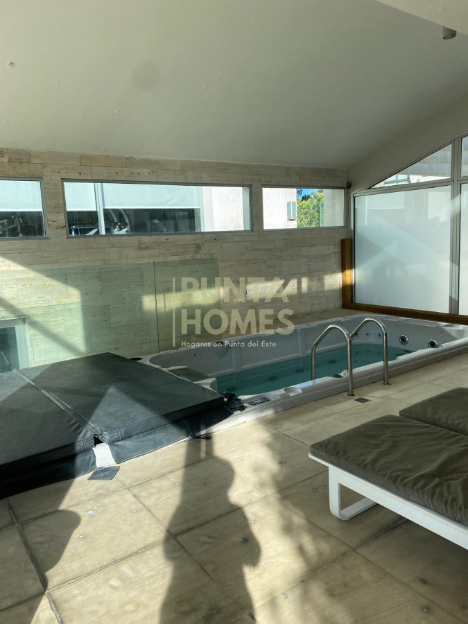 Apartamento ID.3836 - Venta apartamento en Punta del Este con amplia vista