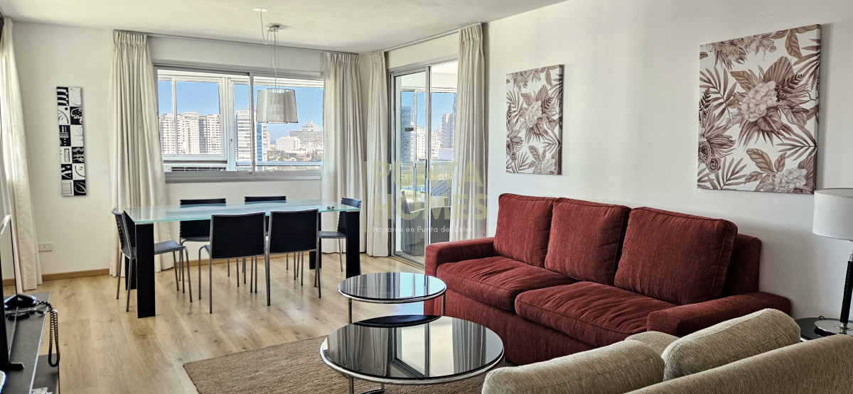 Boulevard Artigas - GoPunta - Portal Inmobiliario de Punta del Este - Maldonado