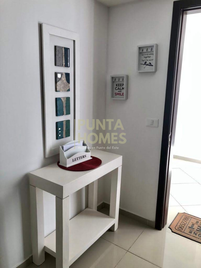 Apartamento ID.1760 - Venta de Departamento de 3 dormitorios + 3 baños.,  Punta del Este.